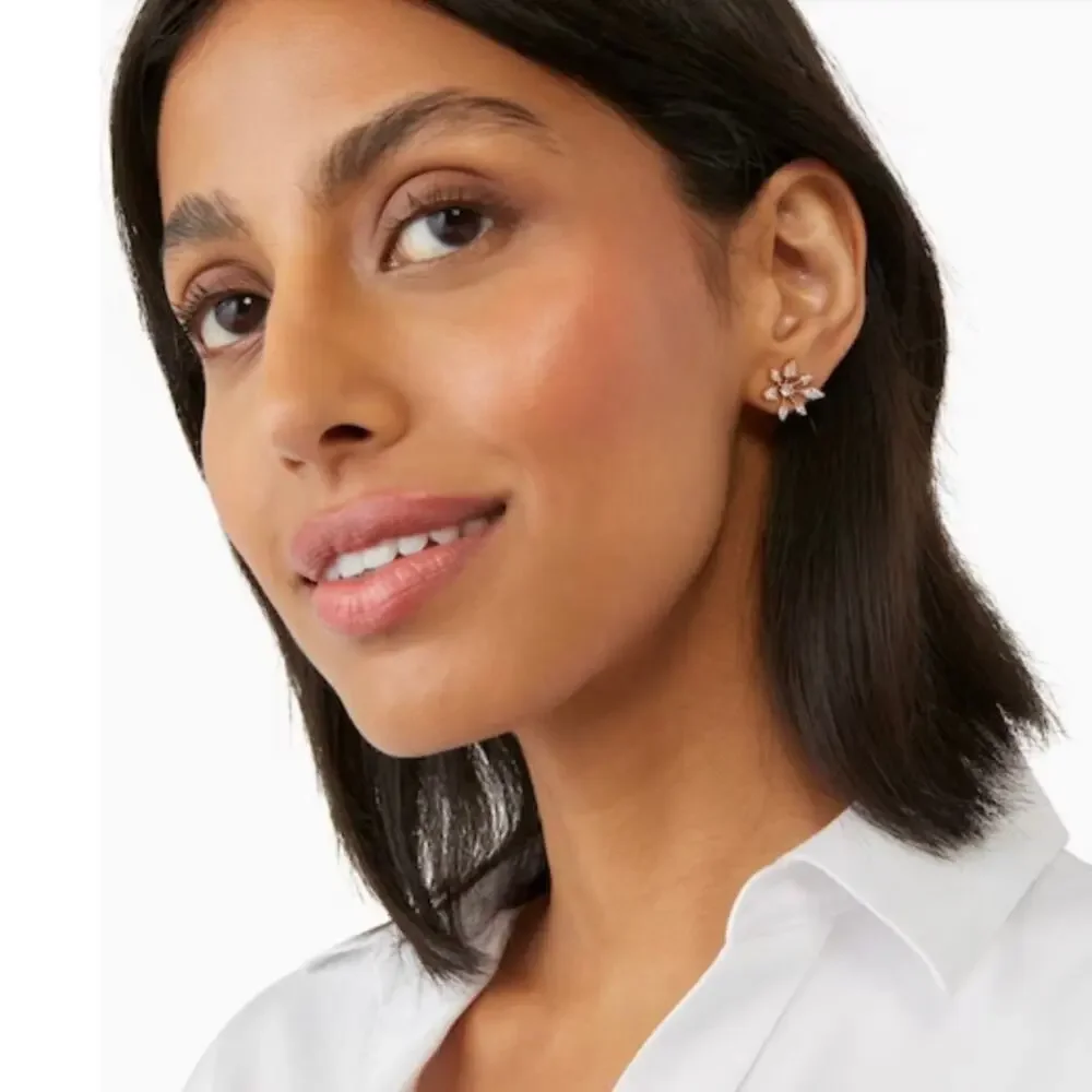 NWT KATE SPADE Snow Day Cubic Zirconia Gold Snowflake Stud Earrings - Picture 9 of 10